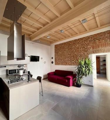 Pavia House | Dimora Boezio7, cozy and charming place in center with private parking