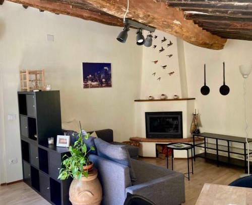 Lucca Historical Center Apartment | Dimora Leonardo. Centro Storico.