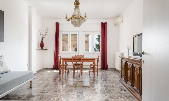 Ostuni Apartment | Dimora VIALECCE ,with private parking