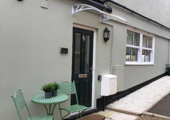 Colchester House | Dinky cottage