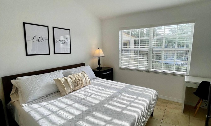 Mission Bay Apartment | Discover a comfortable and convenient living experience in West Boca at our 2 BR, 2 bath apt