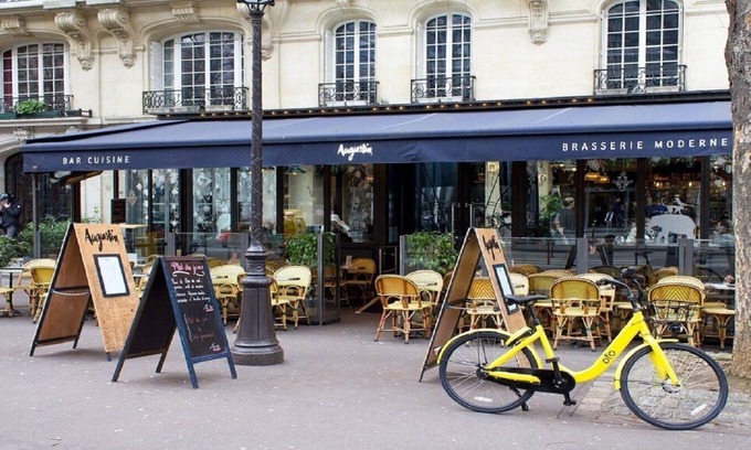 Epinettes Apartment | DISCOVER BATIGNOLLES VILLAGE CHARM–PARIS’ NEW HIPPEST NEIGHBORHOOD