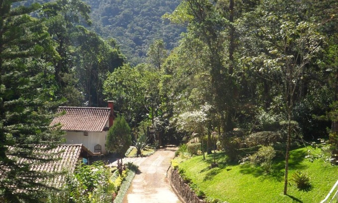 Guapimirim Ski Chalet | Discover the richness of peace Chalet for 2 in the heart of Serra dos Organizas.