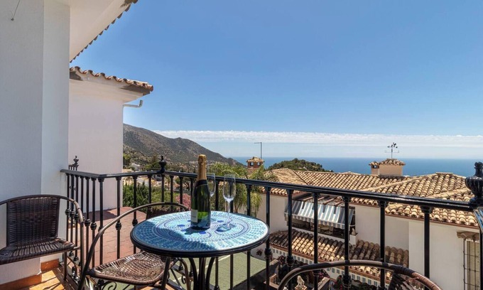 Mijas Apartment | Discover this charming 3-bedroom apartment in the heart of Mijas Pueblo
