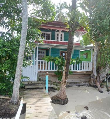 Carenero Island Apartment | Dive and Surf 1