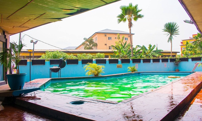 Ojodu Hotel | Divine Fountain Agidingbi