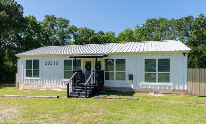Montgomery Other | Dobbin Farmhouse Retreat - Minutes away from The Farmhouse, Olde Dobbin Station