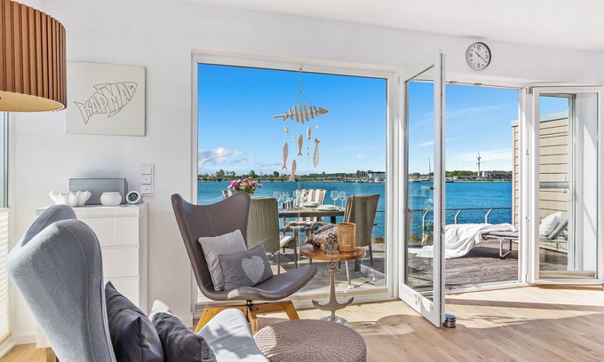 Olpenitz Apartment | Dog-friendly Baltic Sea vacation apartment "KapMar" with south-facing terrace right on the waterfront