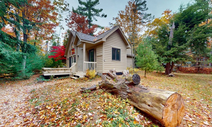 Glen Arbor House | Dog-friendly home near the lake with a deck, fireplace, washer/dryer