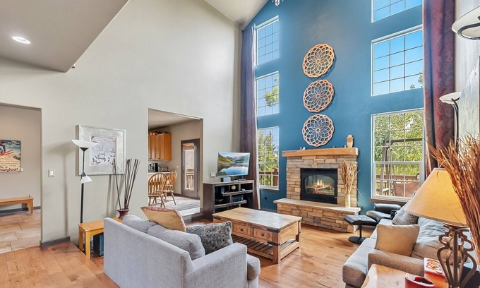 Wildernest House | Dog-Friendly Stay | Near Trails in Silverthorne