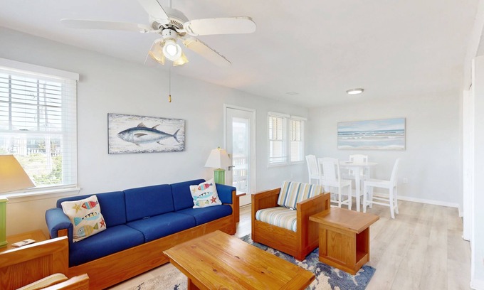 Buxton House | Dog-friendly townhouse with fast WiFi, shared pool, AC, W/D & ocean views