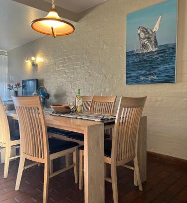 Scottburgh Apartment | Dolphin View Self Catering