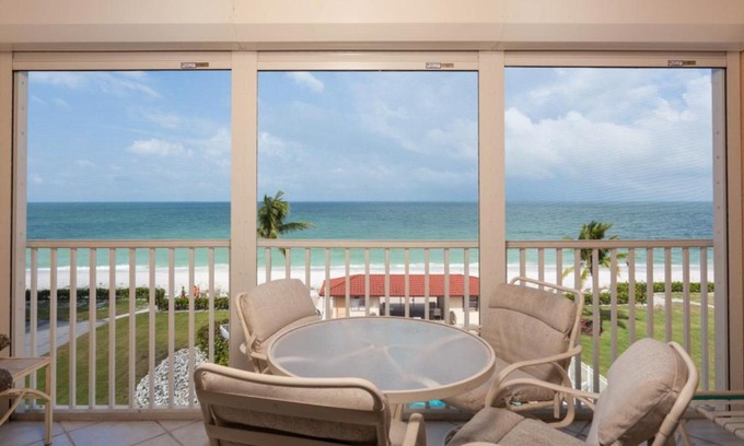 Bonita Springs Apartment | Dolphin Way B-304 - Monthly Condo