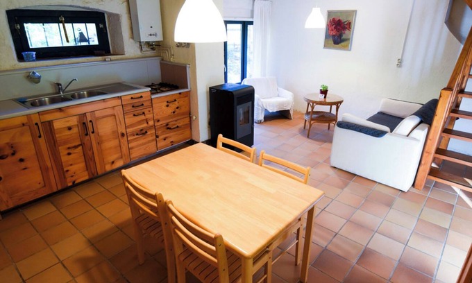 Lafarre House | Domaine de Clarat Gite Glycine, in the heart of Ardèche verte
