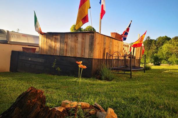 Gezier-et-Fontenelay Bed & Breakfast | Domaine de Fontenelay