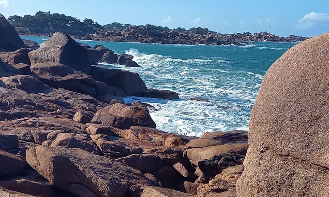 Louannec House | Domaine de Pen Ar Garen, facing the sea, up to 20p
