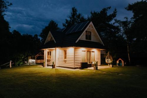 Nowy Targ Villa | Domek Bajkowa Dolina - Jacuzzi & Sauna - blisko gór - blisko natury
