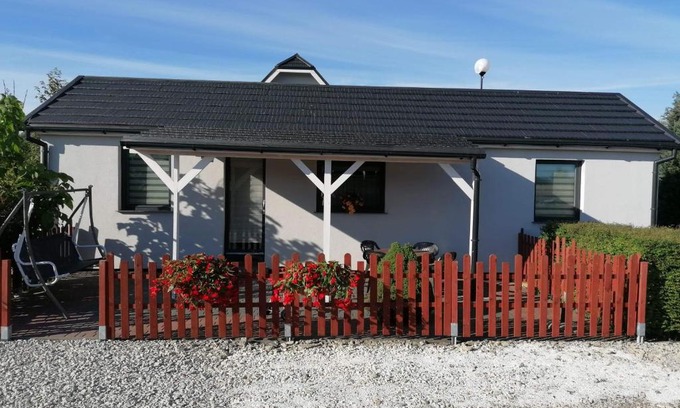 Rewal Cabin | Domek u Beaty
