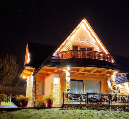 Zakopane Ski Chalet | Domek z Widokiem -Tatry Cottage with a view of the Tatra Mountains- Zakopane