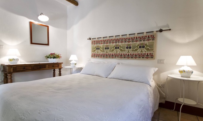 Baunei House | "Domu Irde: from a ruin a dream"