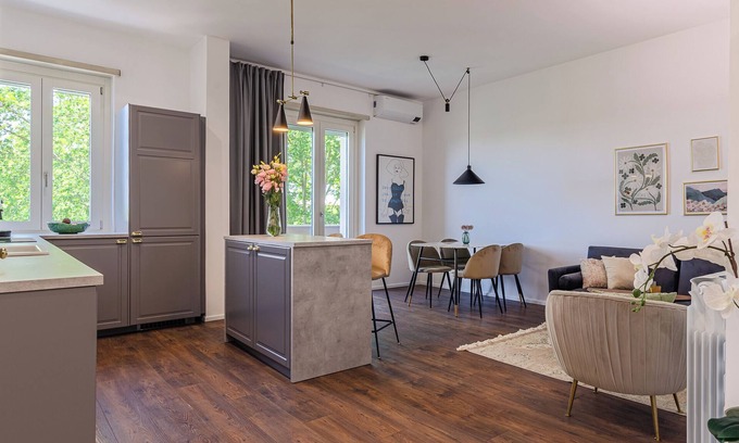 Monte Sacro Apartment | DOMUS CAMPI FLEGREI | new, 5 km from the center, well served by public transport