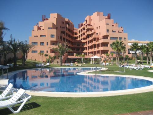 Puerto de la Duquesa Apartment | Don Juan Beach Resort