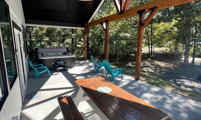 Porum House | Don't Miss this Unbelievable View of Lake Eufaula in DuchessCreek/Porum Landing