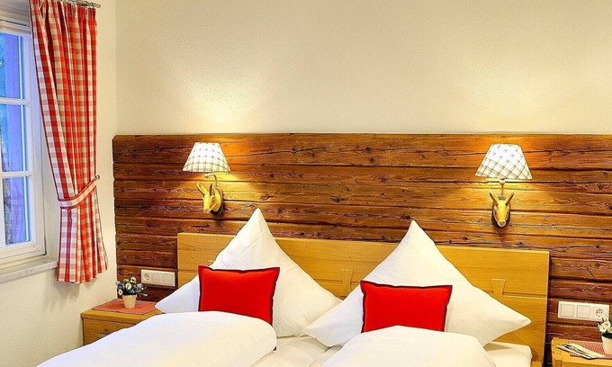 Oberreitnau Apartment | Doppelzimmer Allgäu mit WC und Dusche