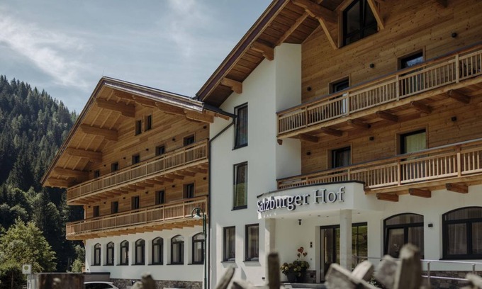Dienten am Hochkoenig House | Doppelzimmer mit Zusatzbett; Dusche 1-3 Nächte - Hotel Salzburger Hof