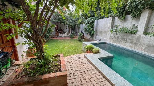 Asuncion Apartment | Dos habitaciones en casa colonial familiar con piscina en el centro de Asunción