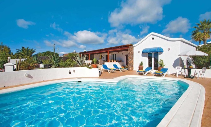 Los Mojones Villa | Dos Piedras