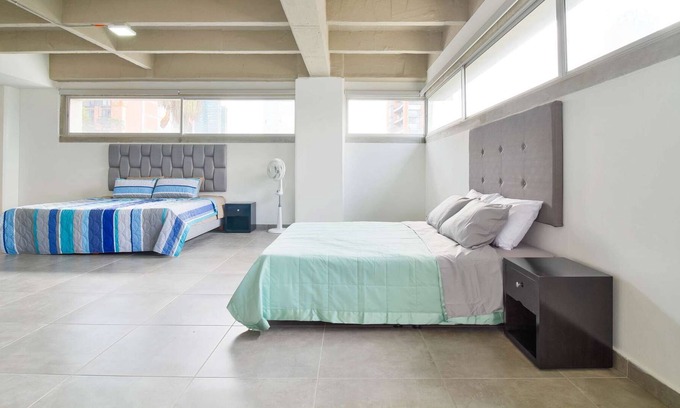 Medellin Apartment | Double Bed Studio APT 2nd floor in Parque Poblado