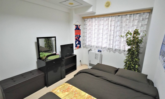Shiroishi Apartment | Double Bedroom A 3 minutes walk from Shiroishi Sub - 402/Sapporo Hokkaidō