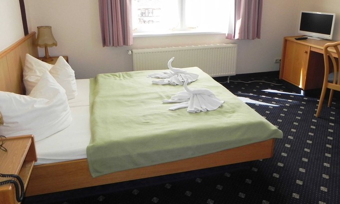 Seebad Bansin Hotel | Double courtyard - Domke's Hotel Garni "House on the Lake"