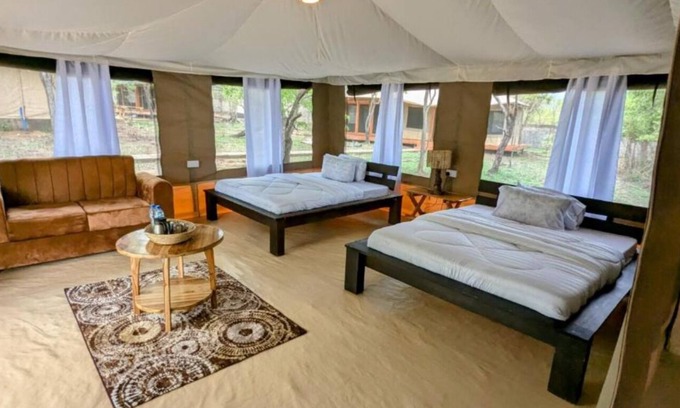 Mikumi House | Double G safaris and Camp Mikumi - Luxury Triple Room 4