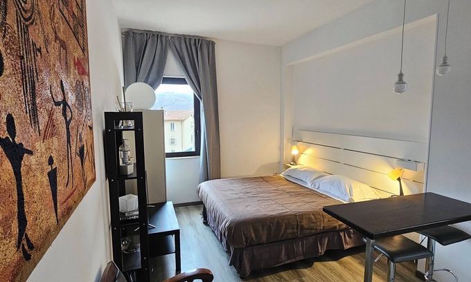 Potenza House | Double or Twin Beds Studio Apartment
