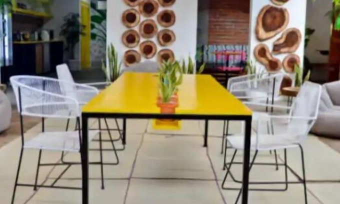 Granada House | Double Queen Suite near La Calzada/lake +30MB wifi