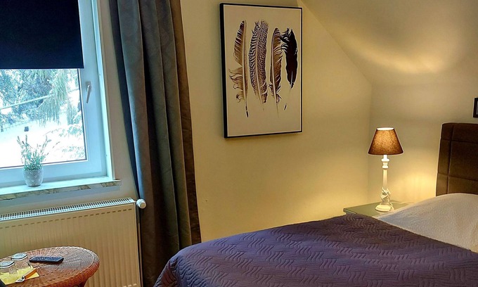 Clausthal-Zellerfeld Cottage | Double room (room 5) - Pension Holl and Boll at the Hexenstieg