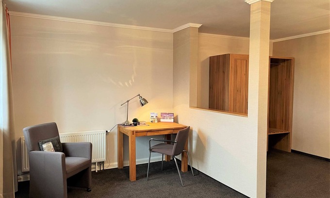 Lauta House | Double room 217 - IBS meeting center