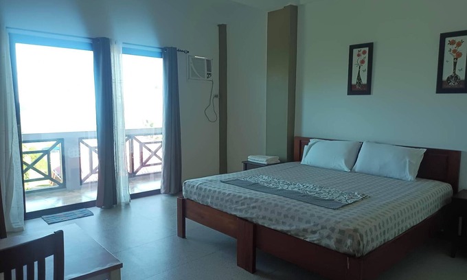 Panglao Apartment | Double Room By the Beach with Seaview and Balcony