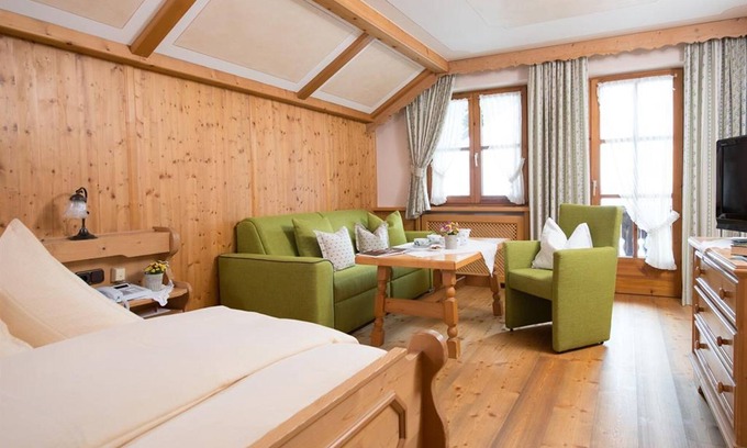 Riezlern House | Double room large - shower or bath / WC - Biohotel Walserstuba