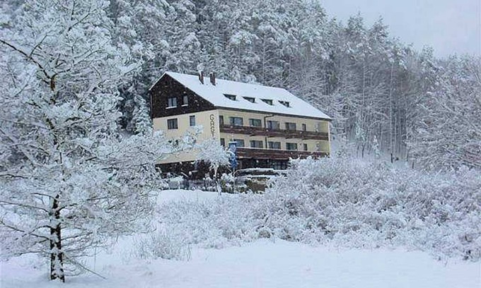 Waischenfeld Cottage | Double room No. 26 - Waldpension Rabeneck