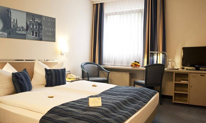 Leipziger Vorstadt House | Double room - non-refundable with breakfast - Hotel Novalis Dresden