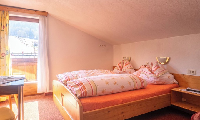 Niederau Bed & Breakfast | Double room with terrace in the center of the Wildschönau