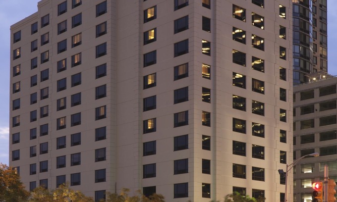 Hudson Exchange Hotel | DoubleTree by Hilton Hotel & Suites Jersey City