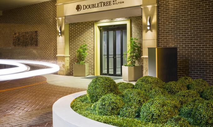 Historic District - North Hotel | DoubleTree by Hilton Historic Savannah
