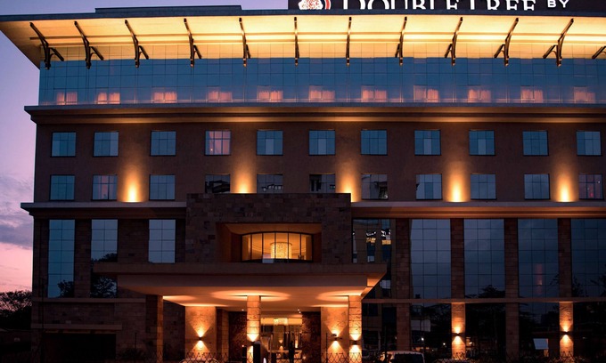 Nairobi Hotel | DoubleTree by Hilton Nairobi Hurlingham
