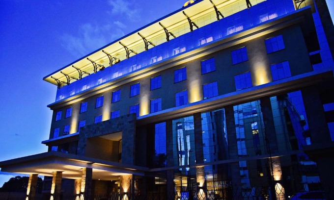 Nairobi Hotel | DoubleTree by Hilton Nairobi