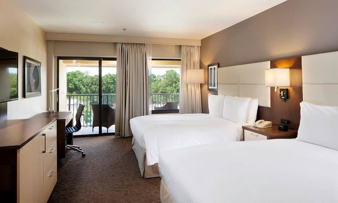 Williamsburg Hotel | DoubleTree by Hilton Williamsburg