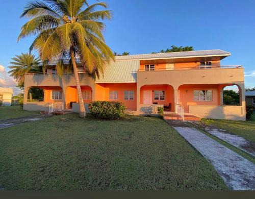 Runaway Bay Hotel | Dove Cove Comfort Suites